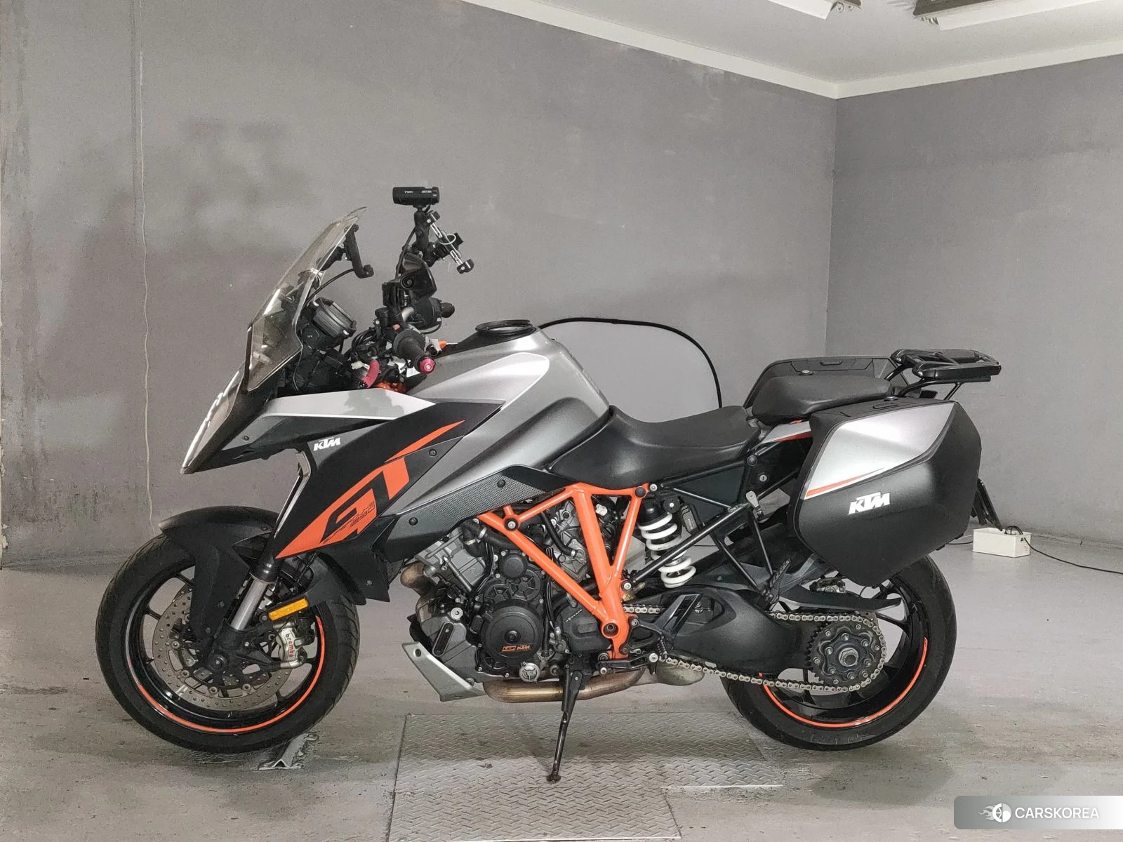 Проданный KTM 1290 SUPER DUKE GT 2016 из Японии