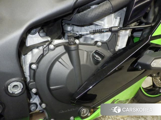 Engine photo