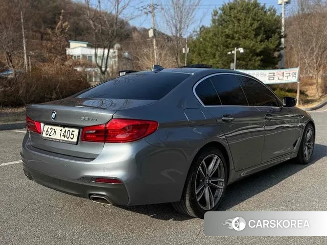 BMW 5 Series (G30) id 3779267 из Кореи 10