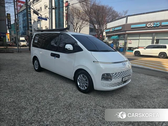 Hyundai Staria 2021 Белый из Кореи, фото 3