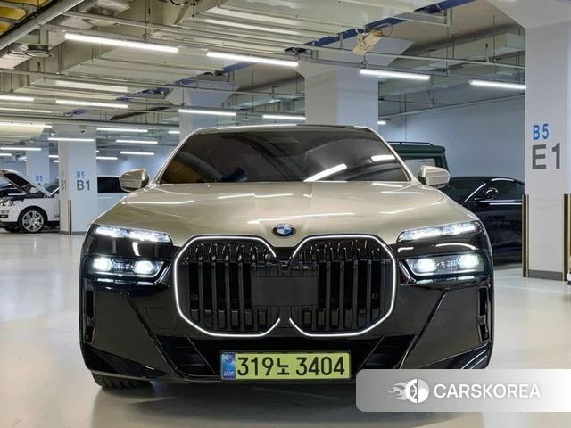 BMW 7 Series (G70) id 3838031 из Кореи 12