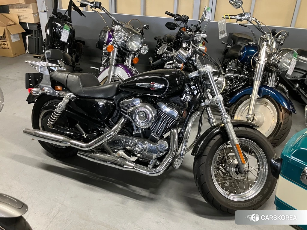 Проданный Harley-Davidson Sportster XL1200C 2012 из Японии, фото 2