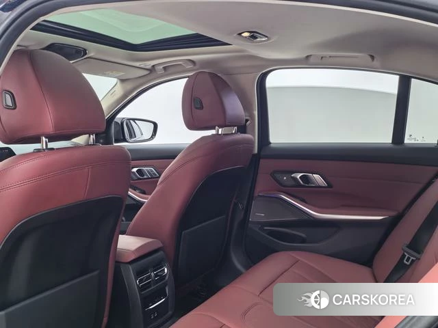 BMW 3 series id 4265733 из Китая 10
