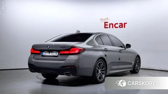 BMW 5 Series (G30) id 3012127 из Кореи 12