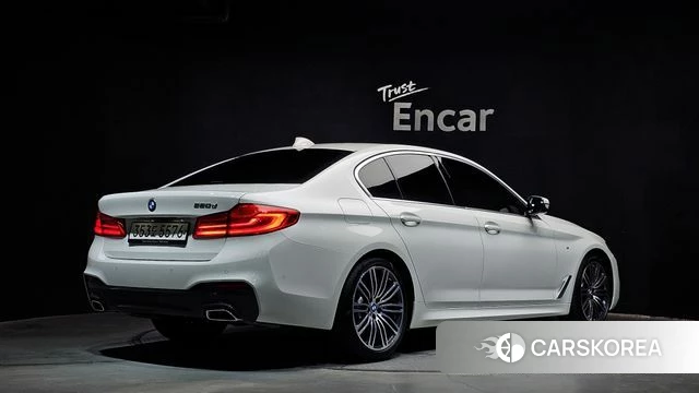 BMW 5 Series (G30) id 4519628 из Кореи 12