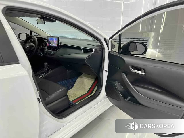 Toyota Corolla id 4313621 из Китая 11