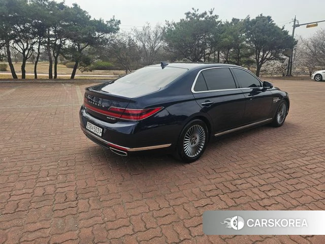 Genesis G90 id 3889378 из Кореи 12