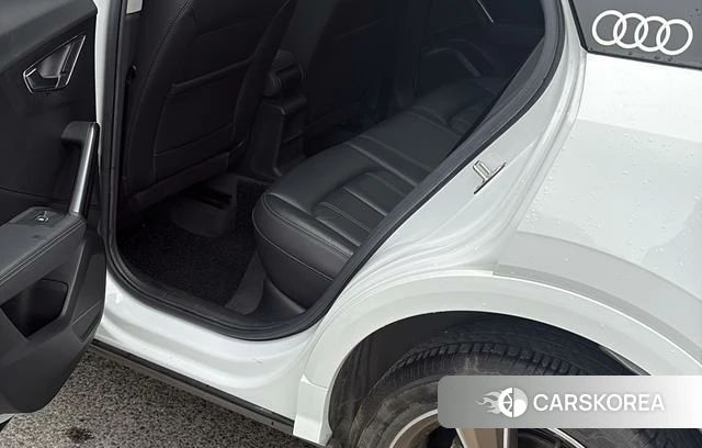 Audi Q2L id 4241851 из Китая 7