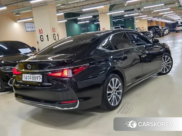 Lexus ES300h 7th generation id 3385007 из Кореи 12