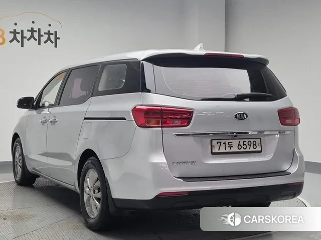 Kia The New Carnival id 3423363 из Кореи 10
