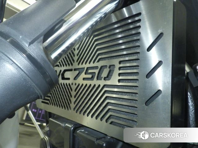 Engine photo