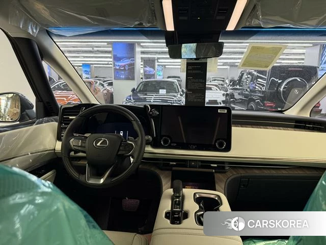 Lexus LM 2023 Черный из Китая, фото 2
