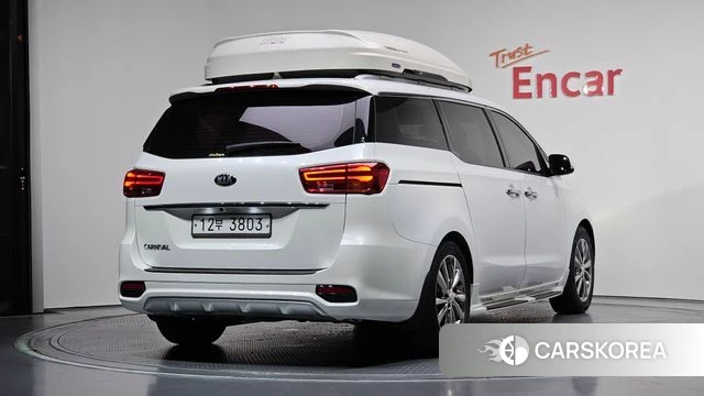 Kia The New Carnival id 4459631 из Кореи 12