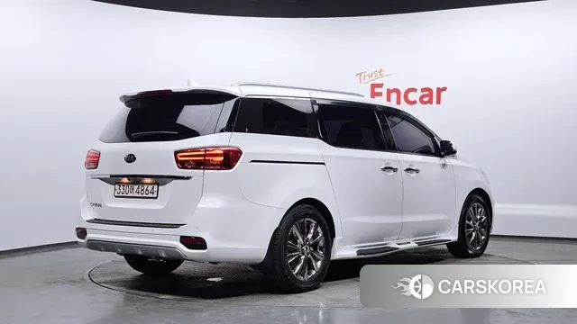 Kia The New Carnival id 3742770 из Кореи 12