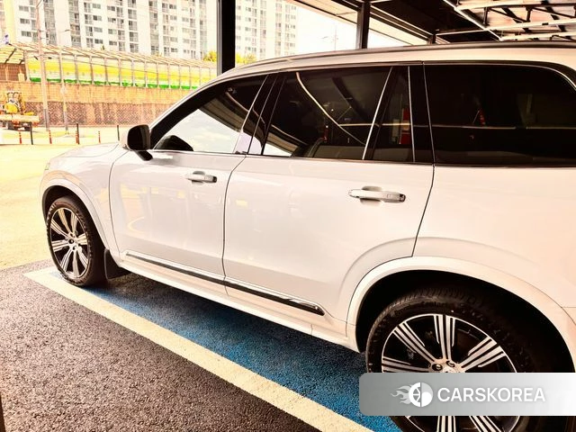 Volvo XC90 second Generation 2023 Белый из Кореи, фото 5