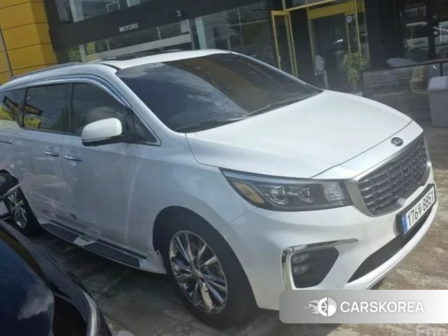 Kia The New Carnival 2018 Белый из Кореи, фото 2