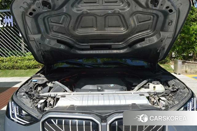 BMW X3 2025 Серебристо-серый из Китая, фото 6
