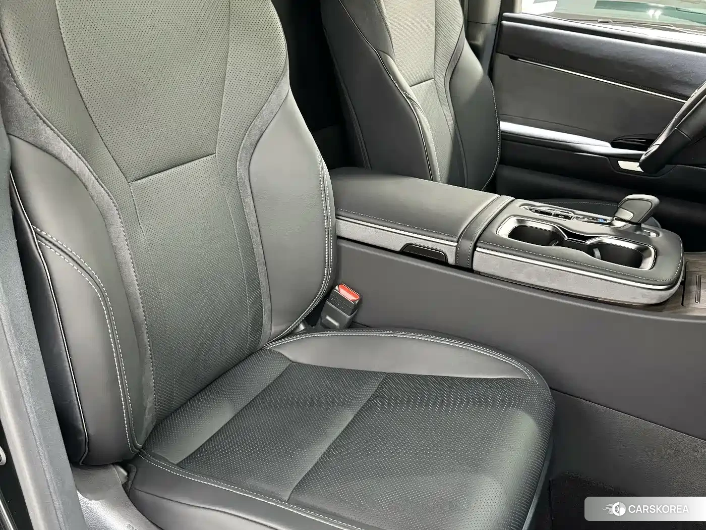 Lexus LM id 4559699 из Китая 9