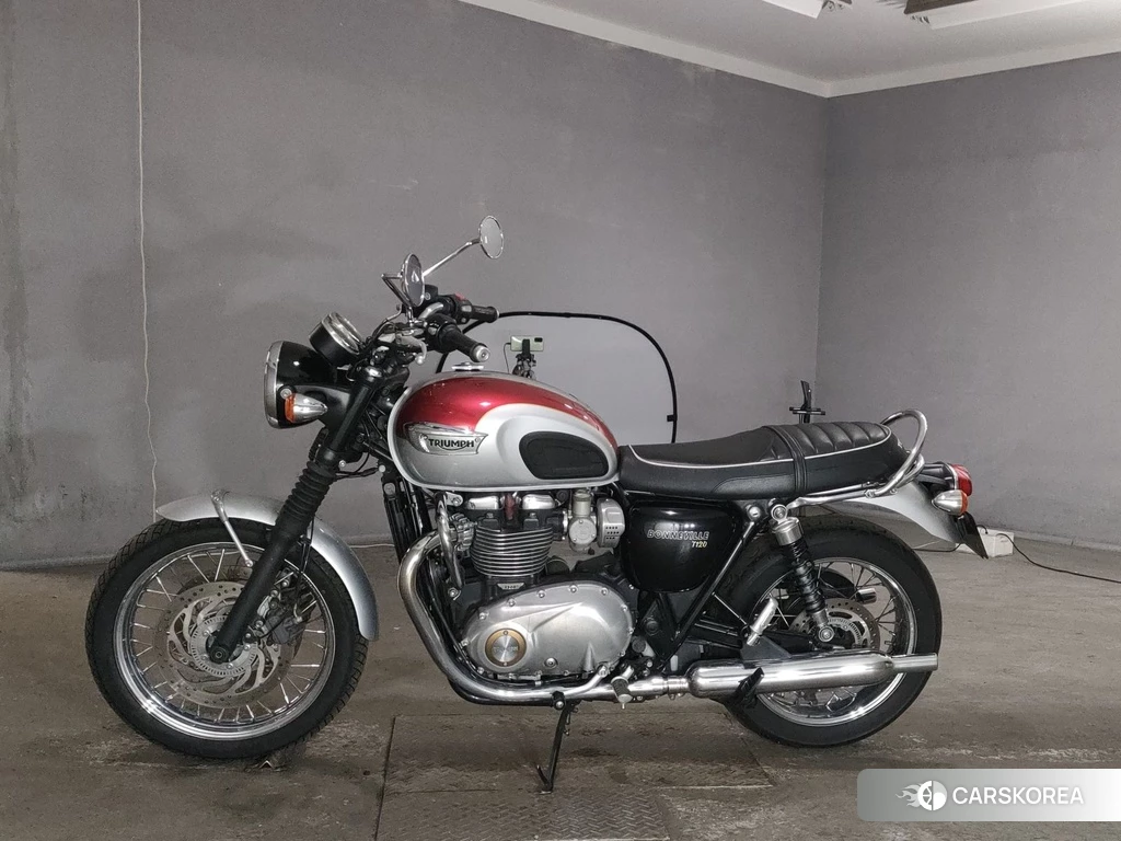 Проданный OTHER TRIUMPH T120 BONNEVILLE 2017 из Японии
