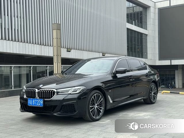 BMW 5 series 2023 Черный из Китая, фото 6