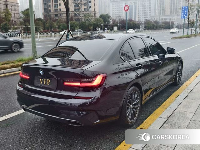 BMW 3 series 2022 Черный из Китая, фото 2