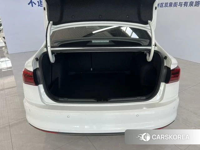 Volkswagen Bora id 4333306 из Китая 12
