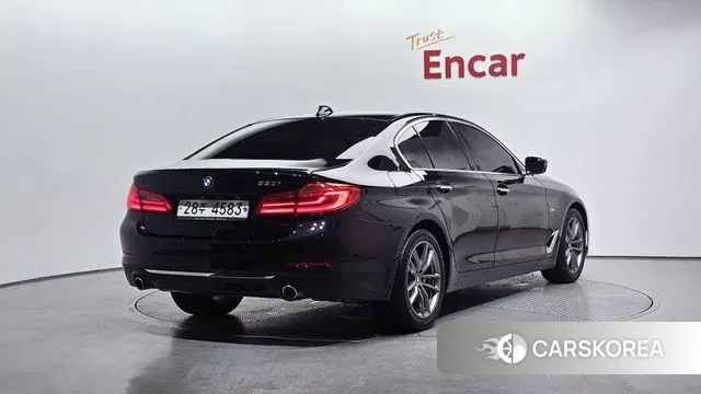 BMW 5 Series (G30) id 3198467 из Кореи 12
