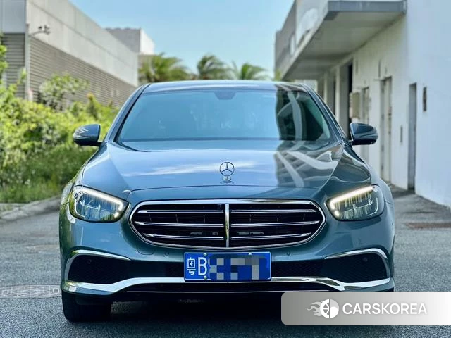 Mercedes-Benz E-class 2021 Темно-серый из Китая, фото 3