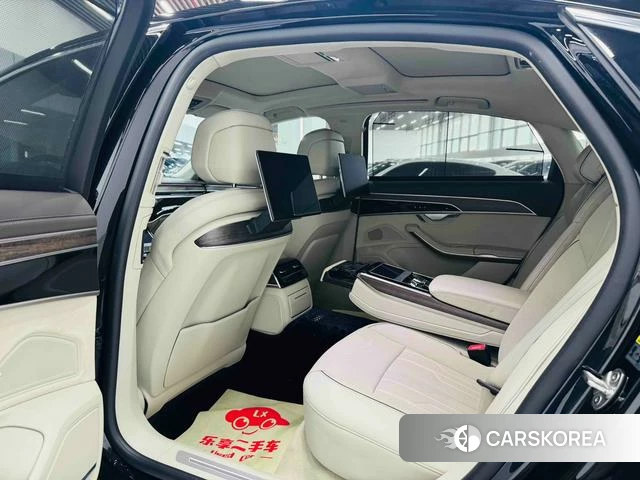 Audi A8 id 4273612 из Китая 12