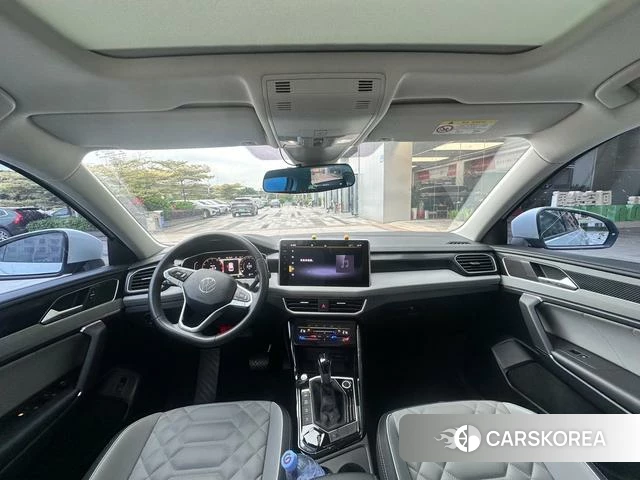 Volkswagen Tanyue 2023 Белый из Китая, фото 2