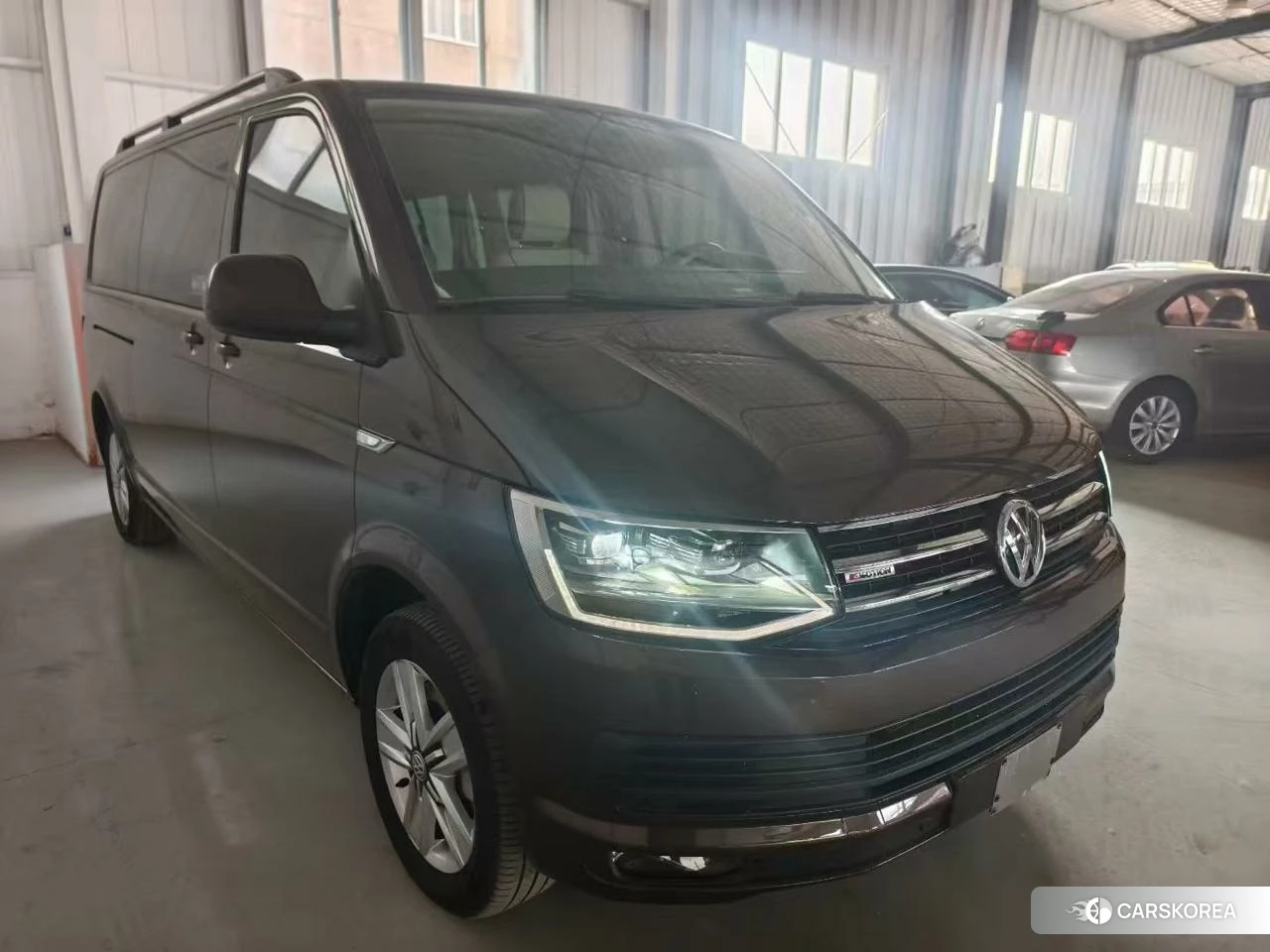 Volkswagen Caravelle 2019 Коричневый из Китая, фото 2