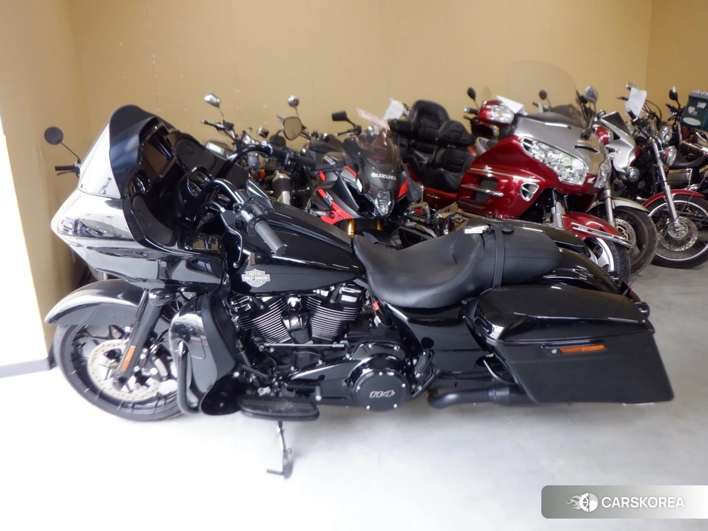 Проданный Harley-Davidson Road Glide FLTRXS1750 2022 из Японии, фото 2