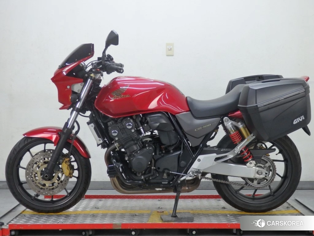 Проданный Honda CB400SF 2015 из Японии, фото 2