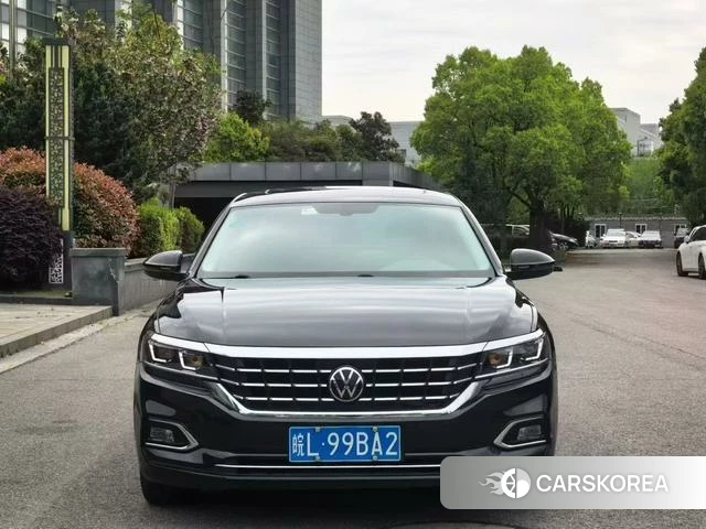 Volkswagen Passat 2021 Черный из Китая, фото 2