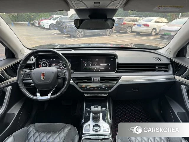 Red flag HS5 id 4212954 из Китая 12