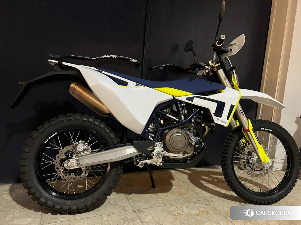 Проданный Husqvarna 701 ENDURO 2022 из Японии, фото 2