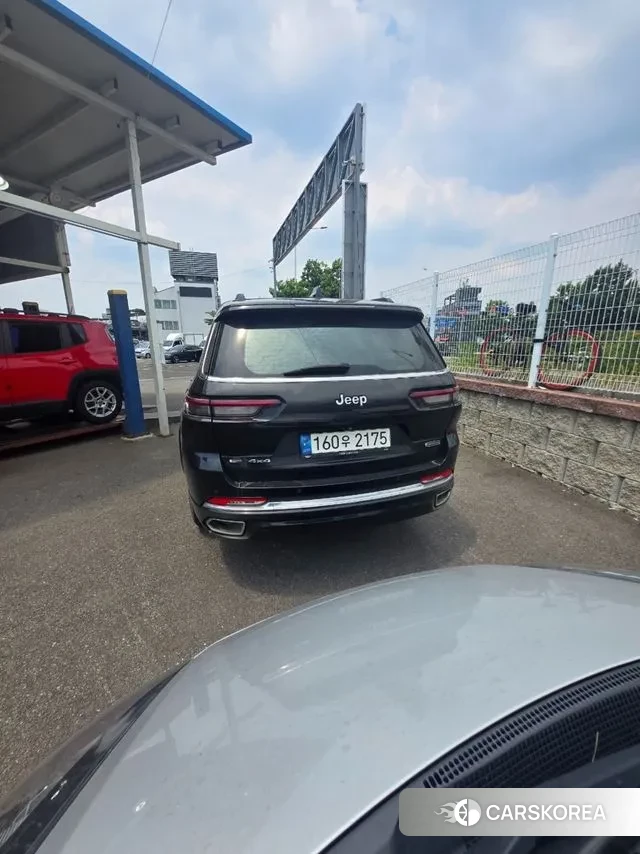 Jeep Grand Cherokee (WL) 2022 Черный из Кореи, фото 2
