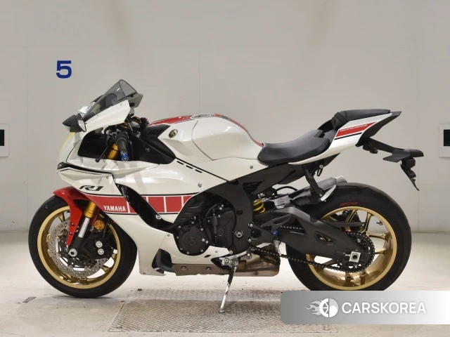 Yamaha YZF-R1 2022 из Японии, фото 2