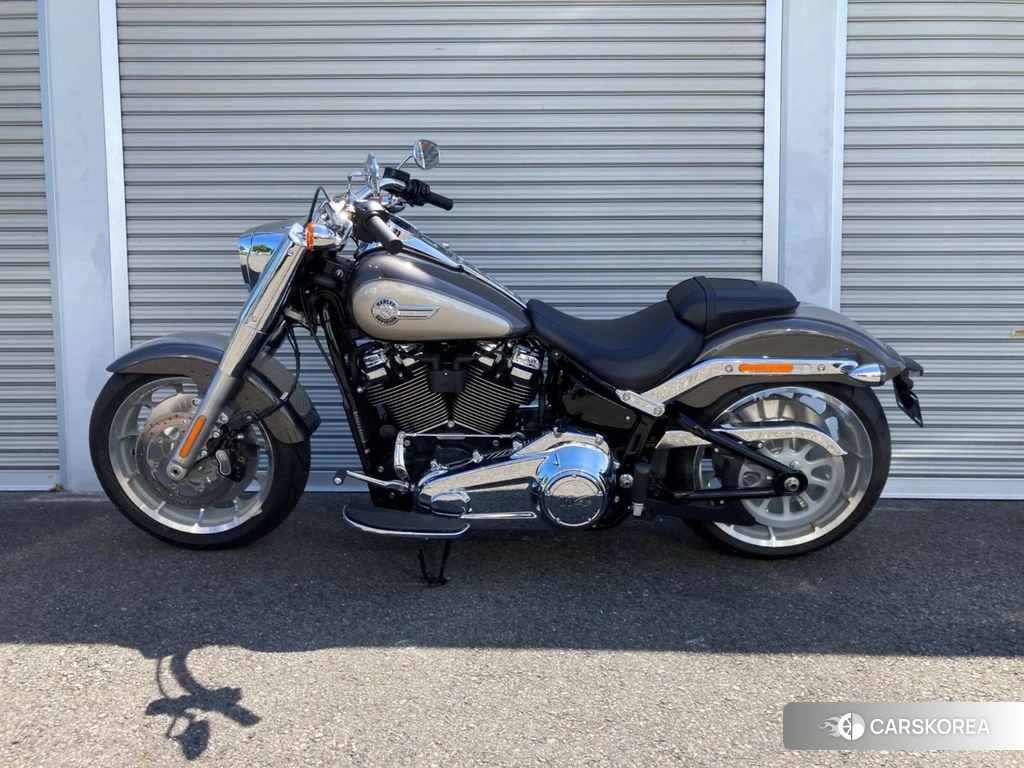 Проданный Harley-Davidson Softail Fat Boy FLFBS1870 2023 из Японии, фото 2