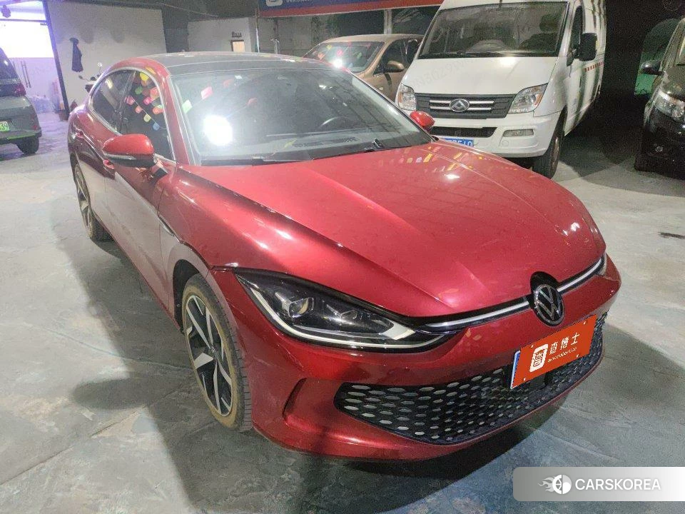 Volkswagen Lingdu 2022 Красный из Китая, фото 2