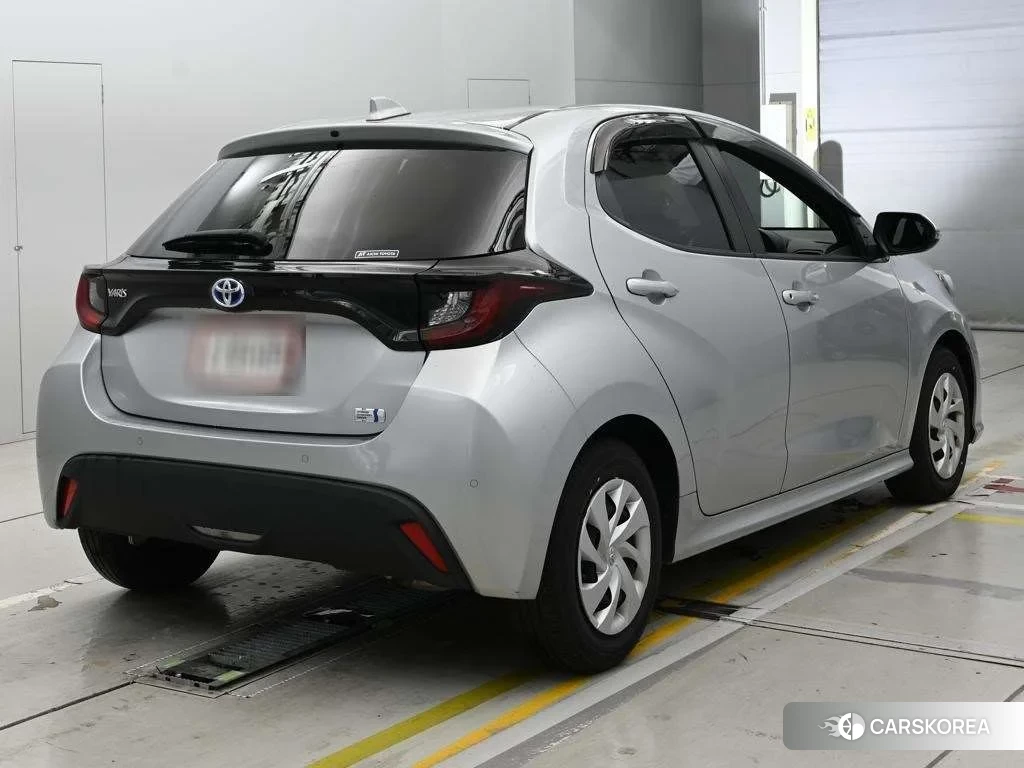Toyota Yaris 2023 из Японии, фото 2