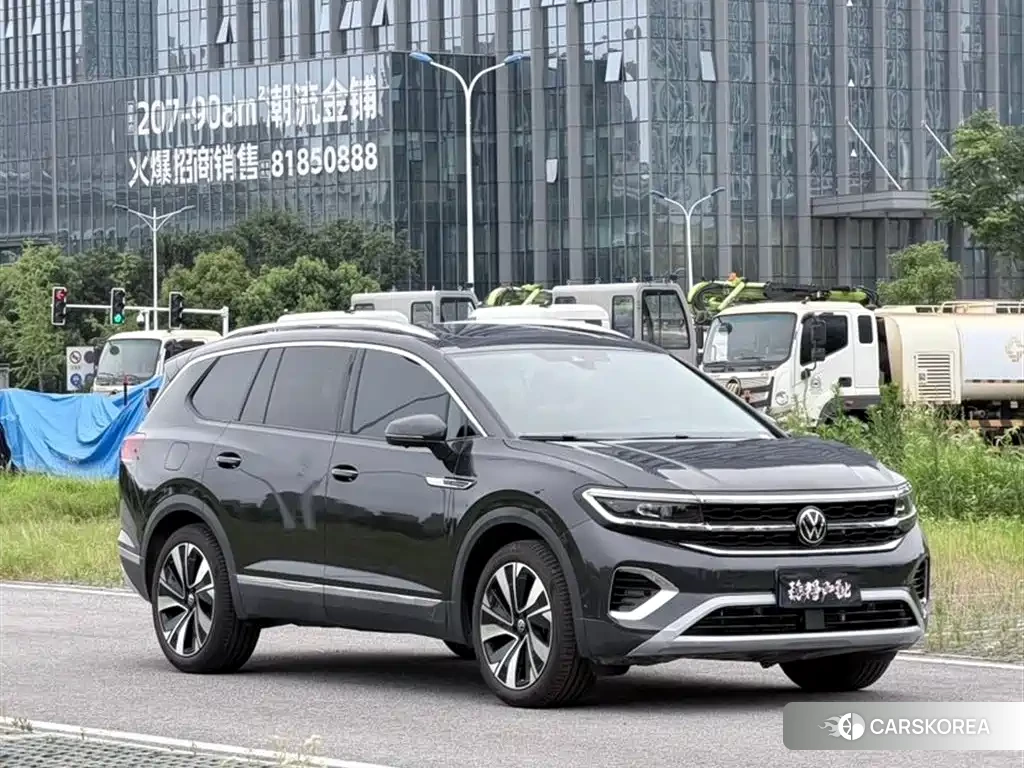 Volkswagen Lanjing 2025 Silver/gray из Китая, фото 2