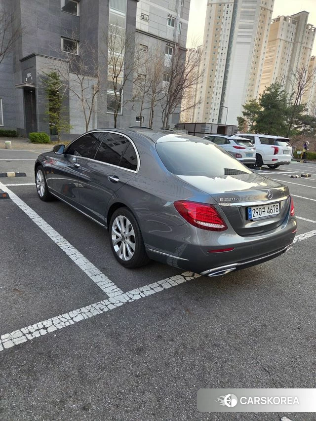 Mercedes-Benz E-Class W213 id 3821047 из Кореи 9