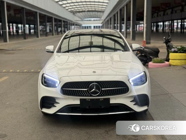 Mercedes-Benz E-class 2023 Белый из Китая, фото 6