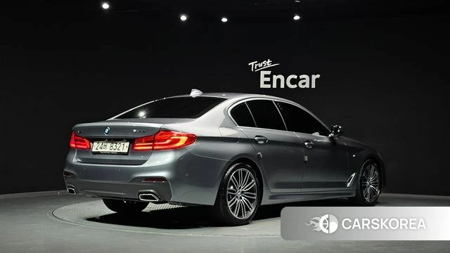 BMW 5 Series (G30) id 4667425 из Кореи 12