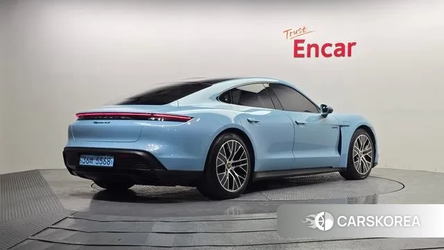 Porsche Taycan id 3635785 из Кореи 12