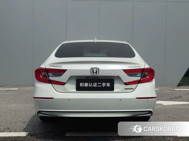 Honda Accord id 4393541 из Китая 7