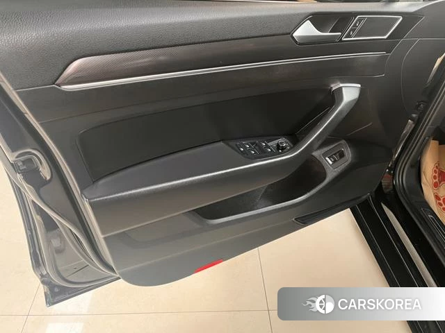 Volkswagen Magotan 2021 Черный из Китая, фото 4