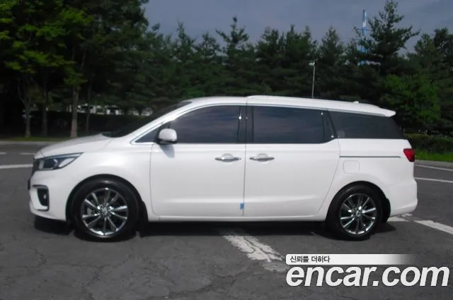Kia The New Carnival id 2925204 из Кореи 12