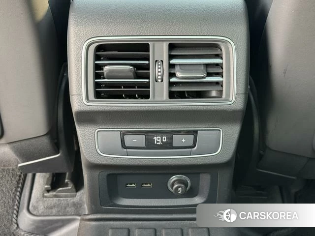 Audi Q5L id 4207328 из Китая 8